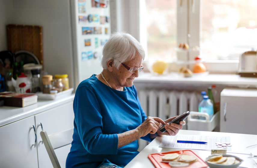 How to make your smartphone senior-friendly