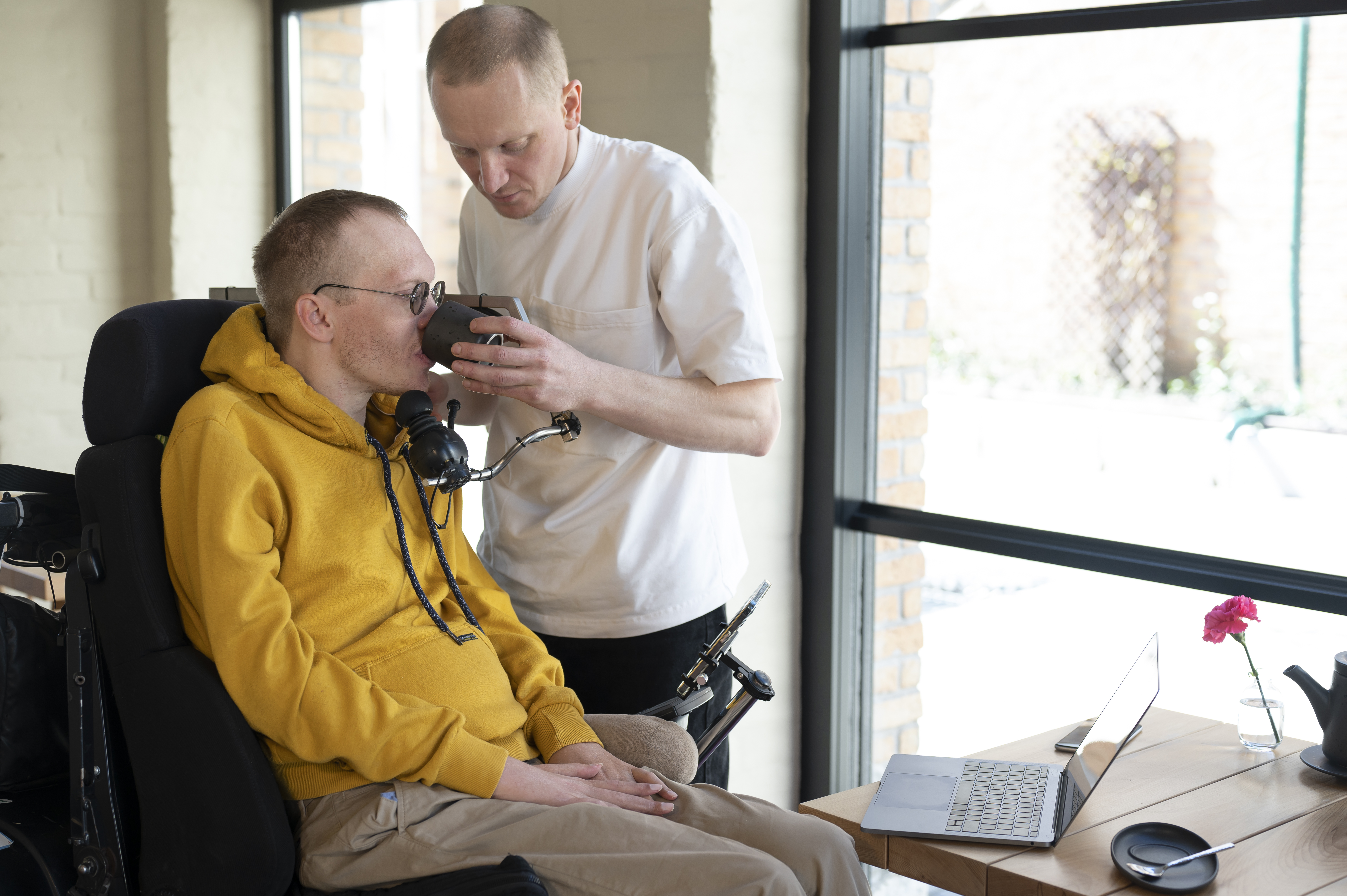 From Hospital to Home: The crucial role of professional in-home care for continuity of care. 